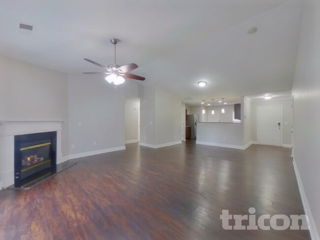 Photo - 4116 Larkhaven Village Dr