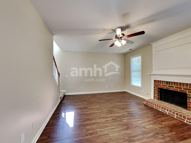 Photo - 2923 Villa Lake Dr