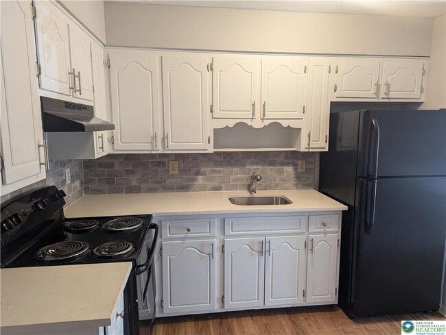 Photo - 111 E 3rd St Unidad 2E