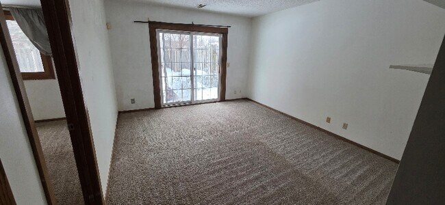 Photo - 9201 29th Ave N