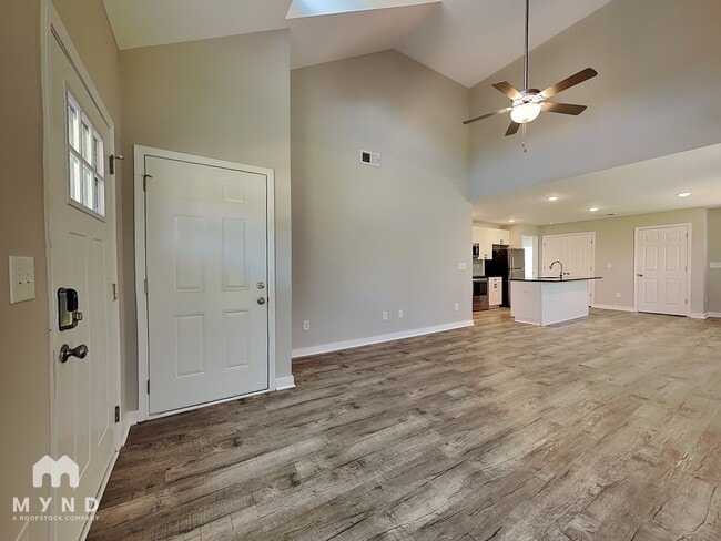 Photo - 10 Willowridge Ln