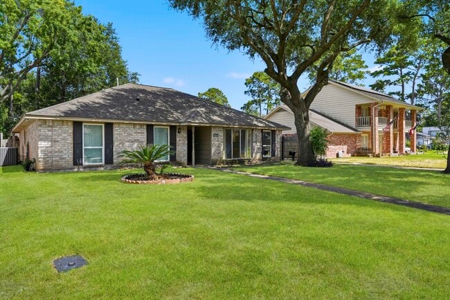 Photo - 11810 Rowood Dr