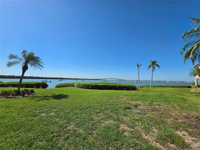Building Photo - 6295 Bahia Del Mar Cir Unit 111