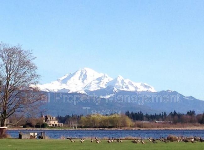 Photo - 129 E Wiser Lake Rd