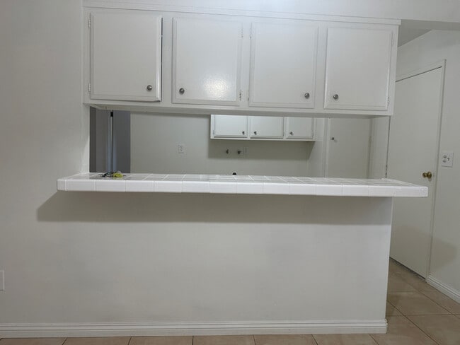 Photo - 5136 1/4 Clara St