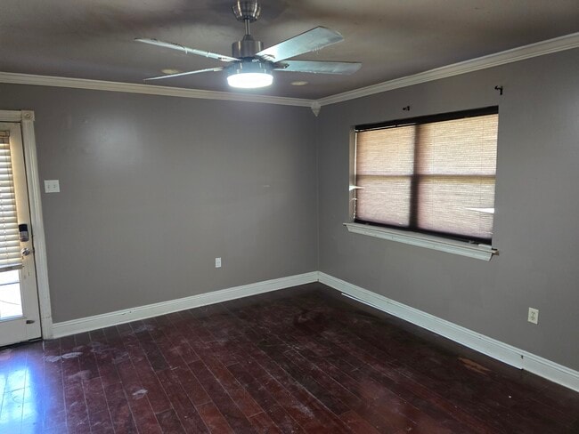 Photo - 20 Woodchase Ct