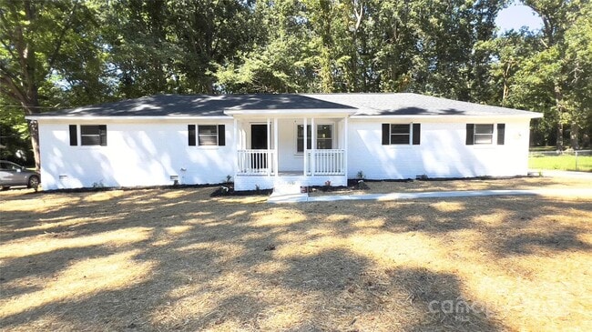 Building Photo - 308 Robinson Ave Rental