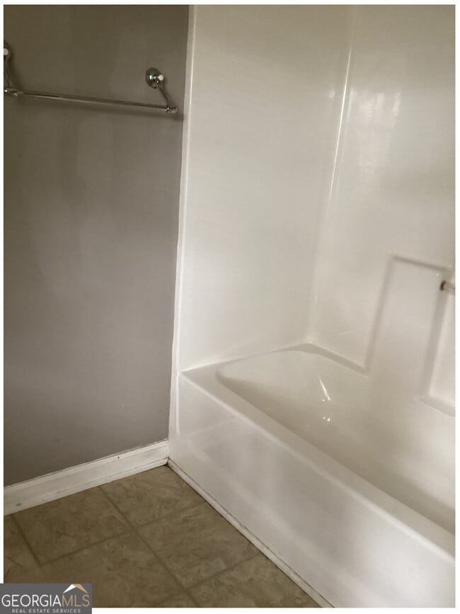 Photo - 545 Spring St