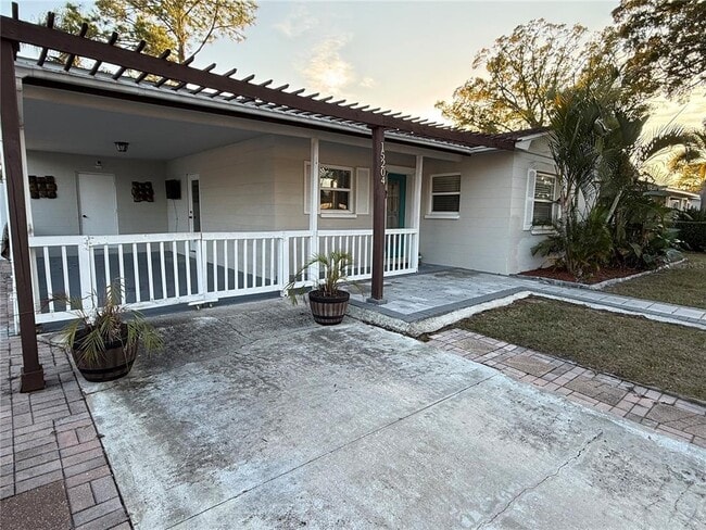 Photo - 15204 Monet Dr