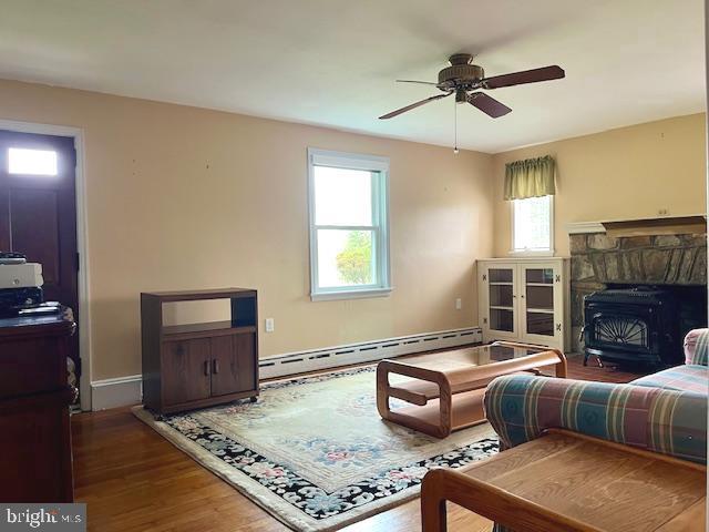 Photo - 355 Rockdale Dr
