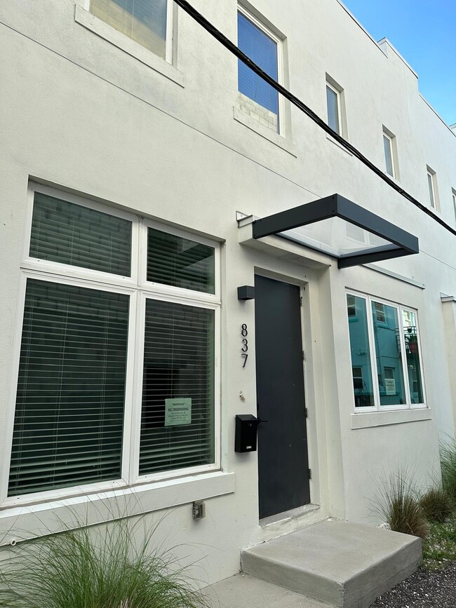 Photo - 142-837 Calla Terrace N