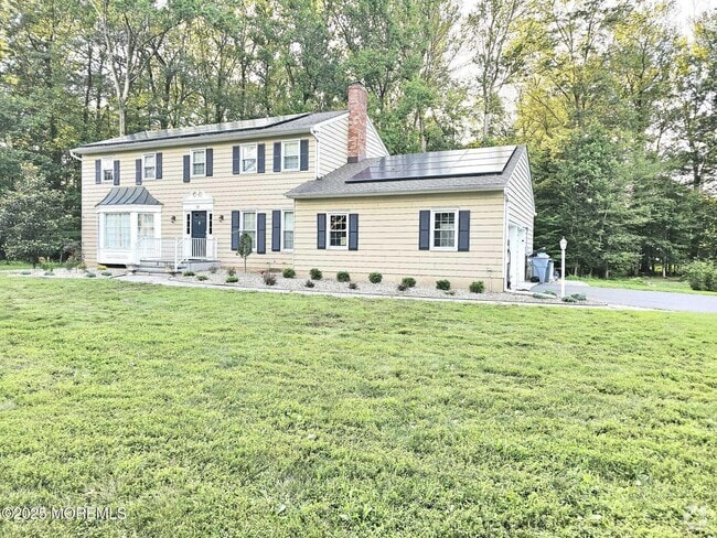 Building Photo - 19 Monterey Dr Rental