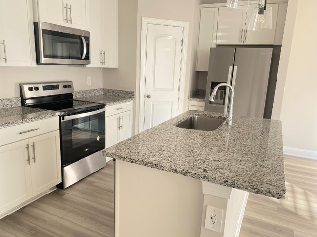 Photo - 4550 Skywood Ln