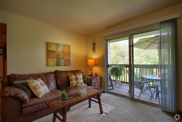 Living Room - Bristol Gardens