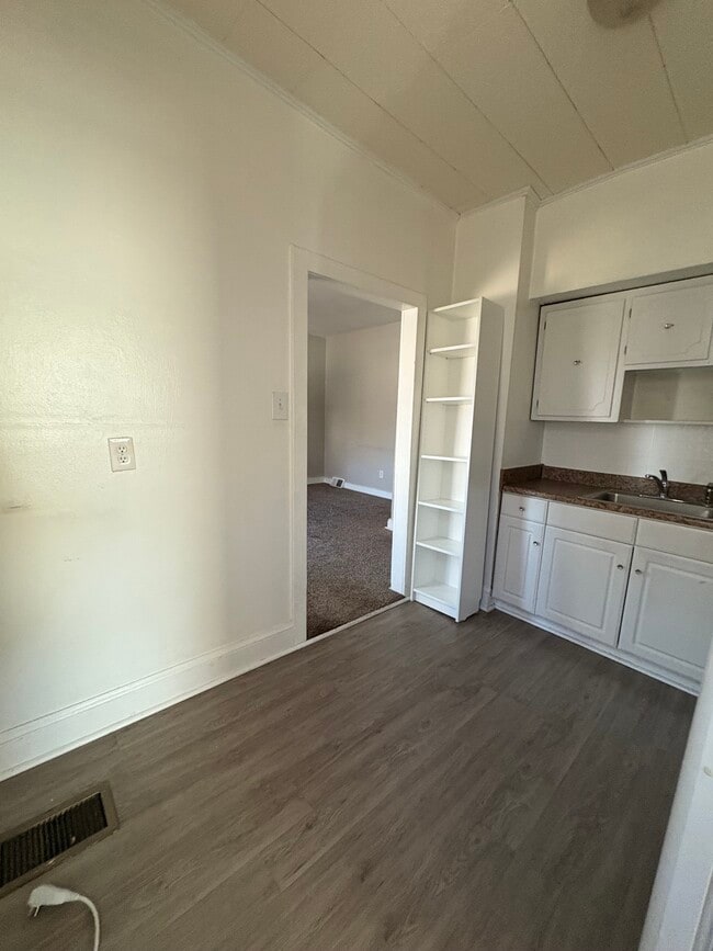 Photo - 499 Delaware Ave Unit 1