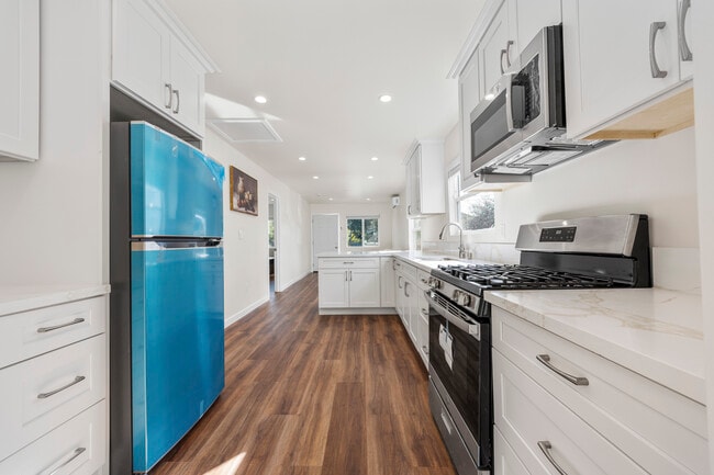 Photo - 1443 W 36th Pl