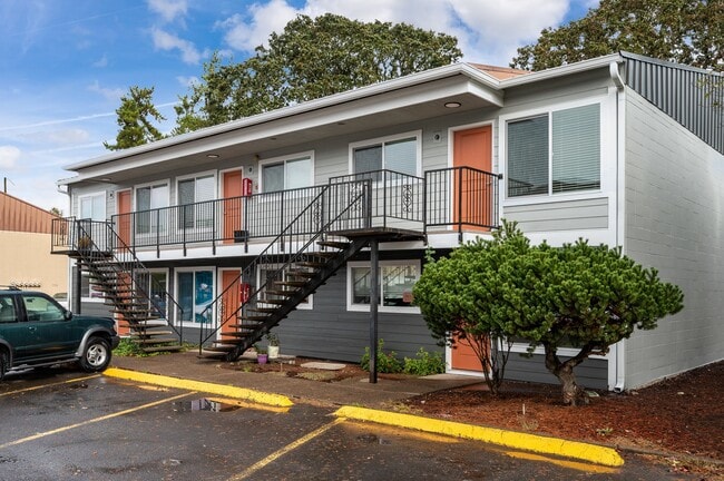 Building Photo - Peace Street Rental