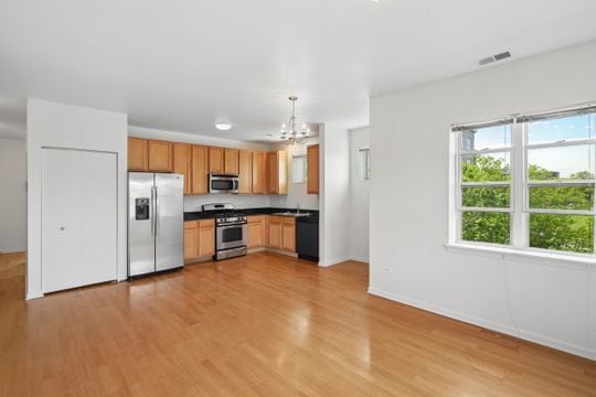 Photo - 3559 S Federal St Unit 202