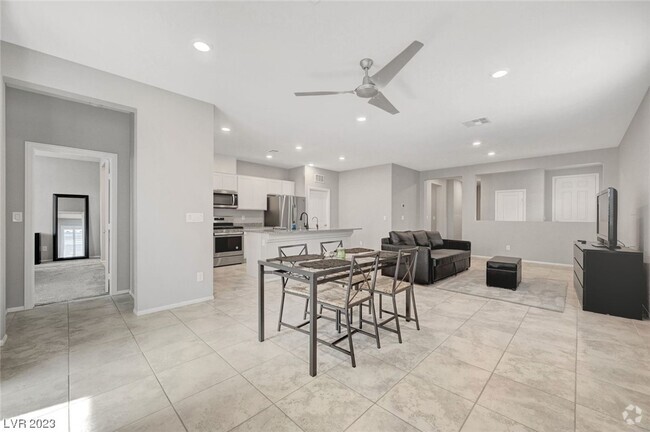 Building Photo - 9717 W Meranto Ave Rental
