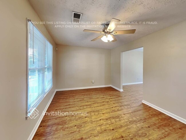 Photo - 2005 Red Rose Ln