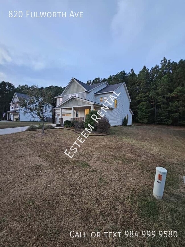 Photo - 820 Fulworth Ave
