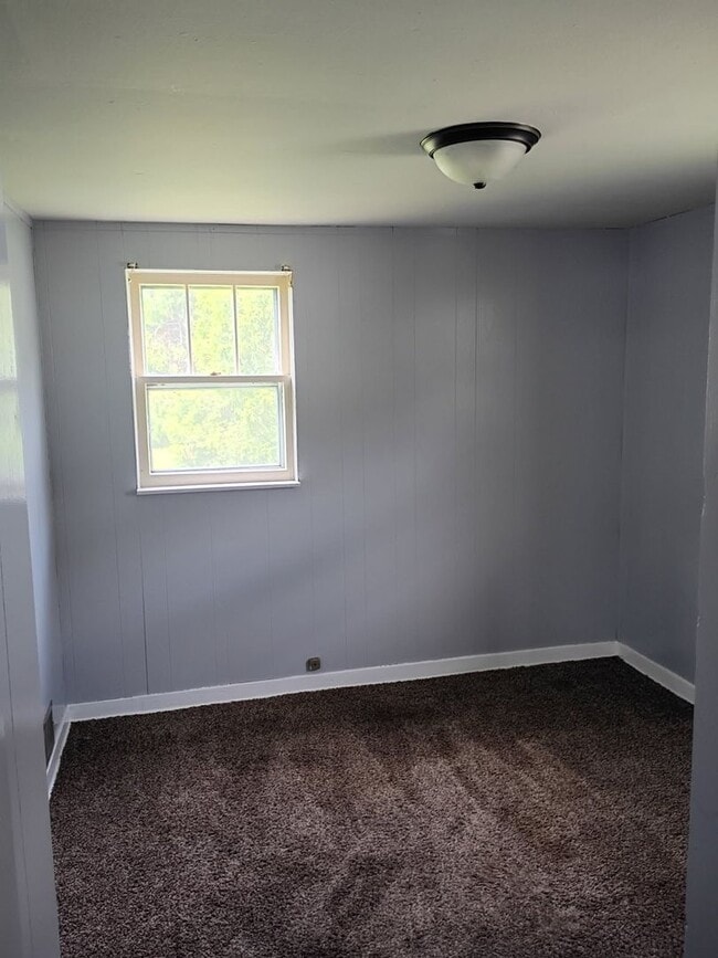 Photo - 2 Bedroom Home Available