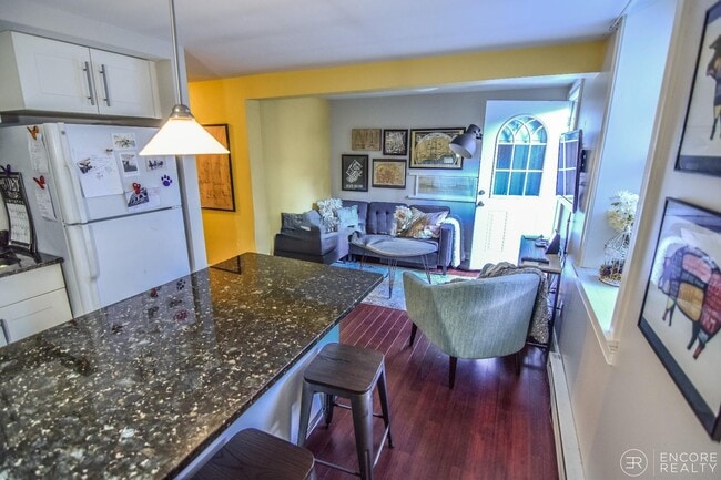 Photo - 200 Northampton St Unidad 1