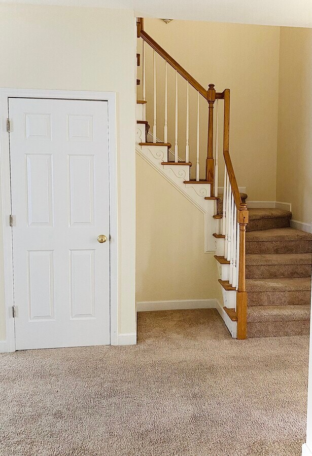 Photo - 307 Sugar Maple Ave