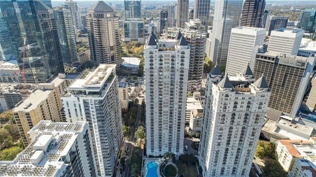 Building Photo - 195 14th St NE Unit 1501