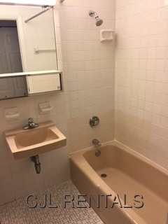 Photo - 25 Brooks Park Unit 33