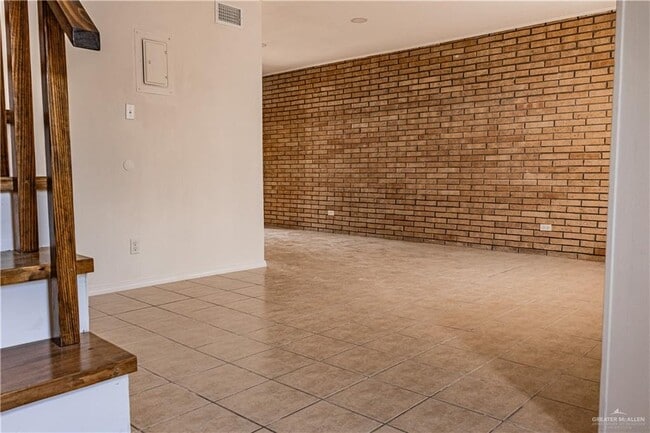 Photo - 15 W Nolana Ave Unit A3