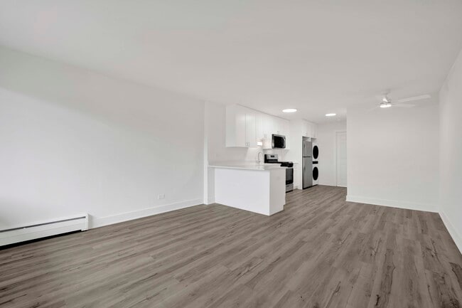Chestnut Court Apartments