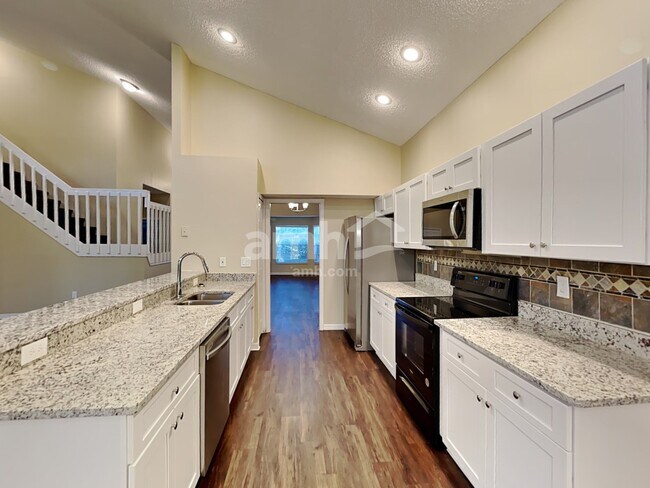119 Lancer Oak Dr