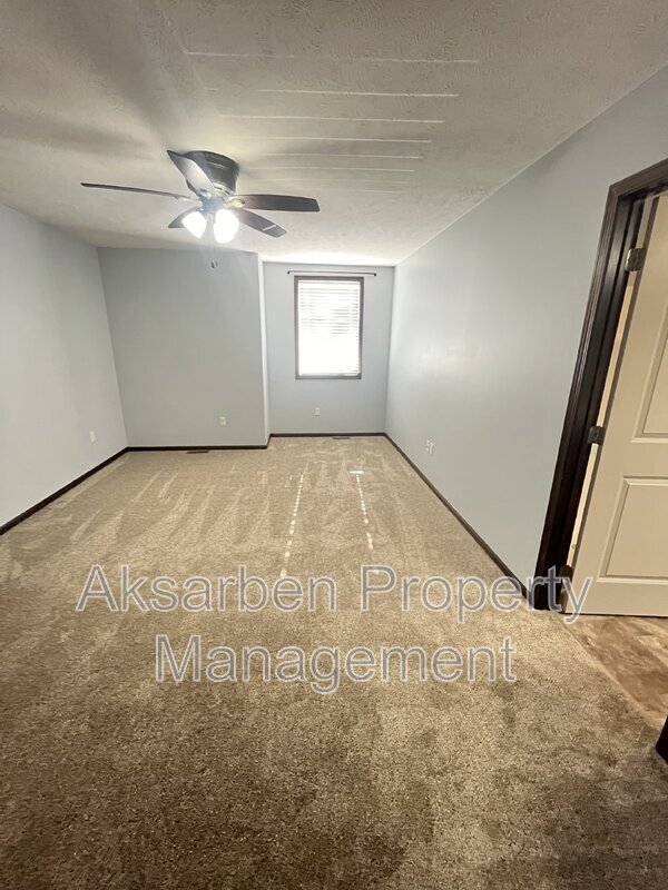 Photo - 5306 41st St