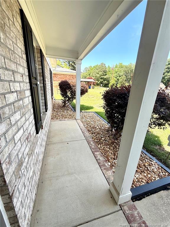 Photo - 604 Raven Pl