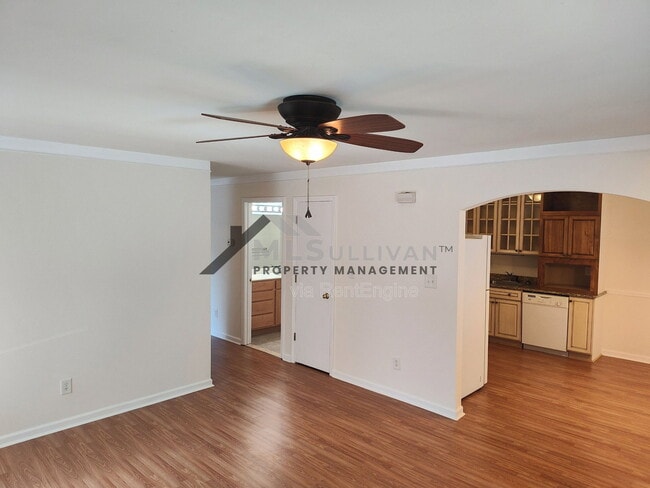 Photo - 308 Lakeshore Dr
