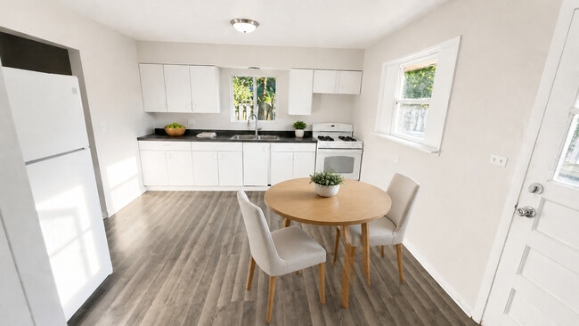 Photo - 426 Mills St