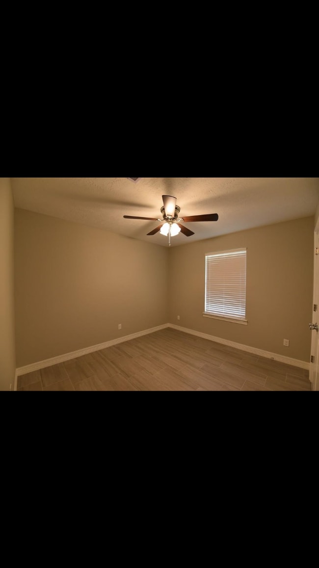 Photo - 6150 Hansen Blvd