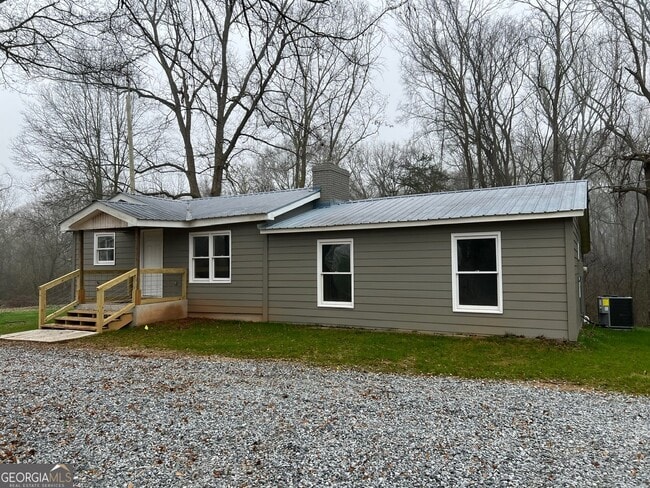 Building Photo - 267 Fred Loggins Rd