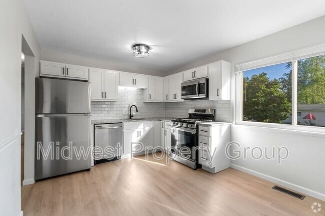 Building Photo - 1450 Tahoe Dr Rental