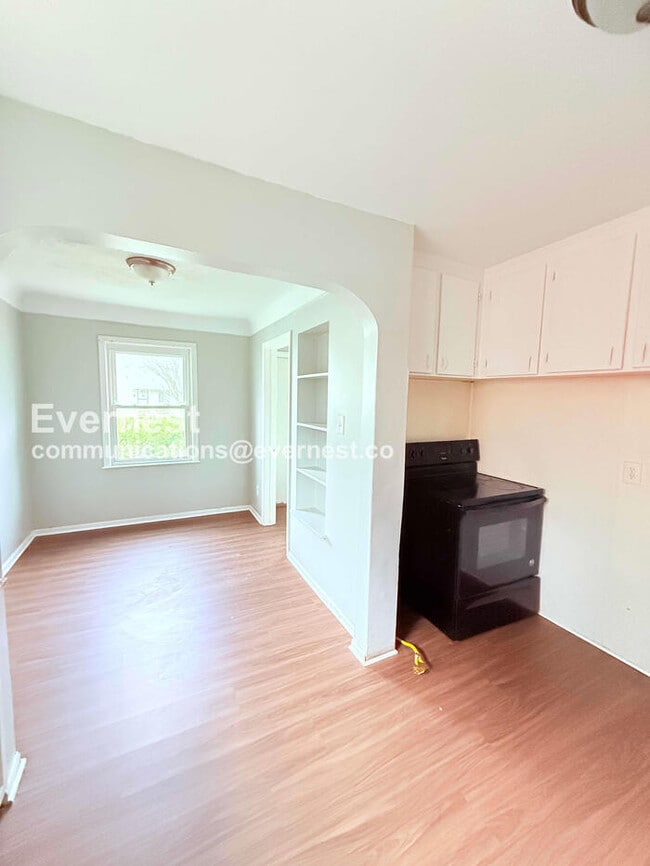 Photo - 19180 Trinity St