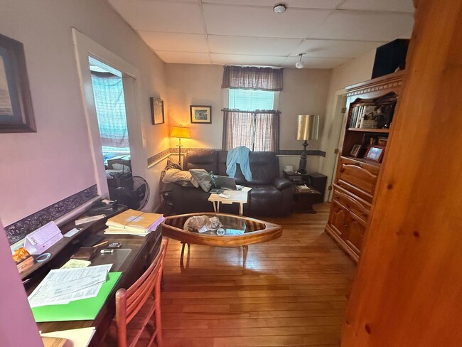 Photo - 1041 Lower Plain Unit 2