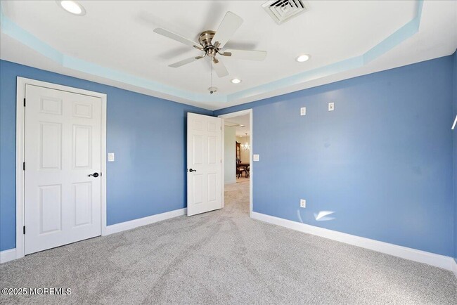 Photo - 674 Park Ave