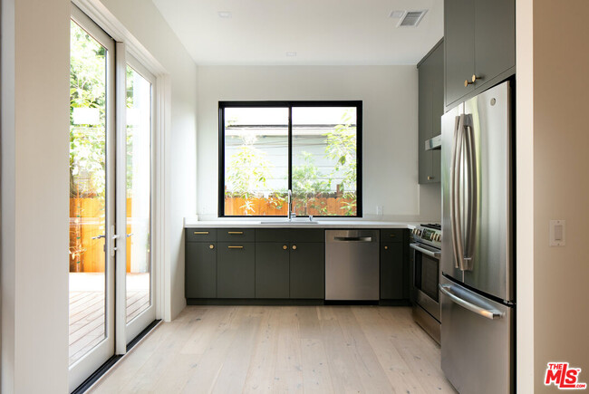 Photo - 633 Palms Blvd Condo Unit B