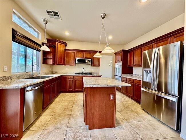Building Photo - 1680 Yucatan Ct Rental