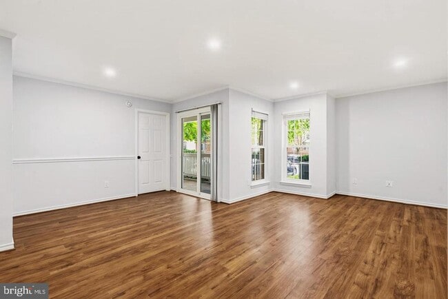 Photo - 1521 Lincoln Way Unit 104A