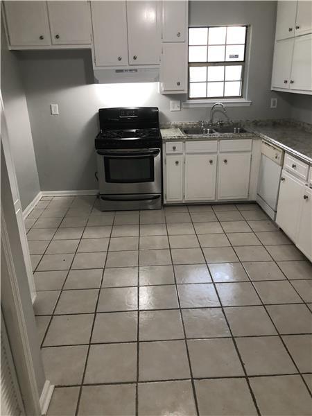 Photo - 110 Fruitwood Trce