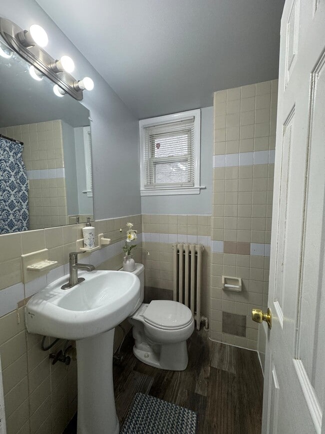 Building Photo - 229 Clifton Ave Unit 229-1