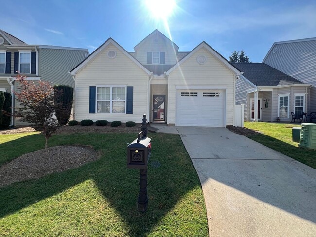 Photo - Charming 3/2.5 Easley Home Available Now!