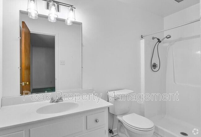 Building Photo - 13614 Quail Hollow Ln Rental